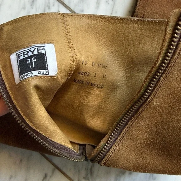 The Frye Dylan Boot, Size 11 - Picture 6 of 7